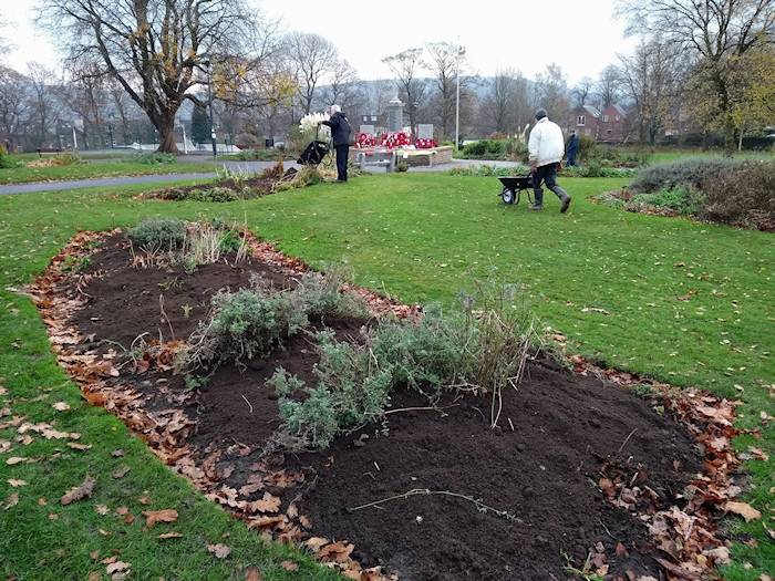 Topsoil added to Flowerbeds